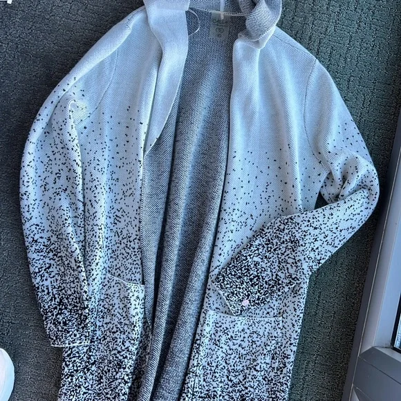 Calia Cardigan with hood - Picture 3 of 5